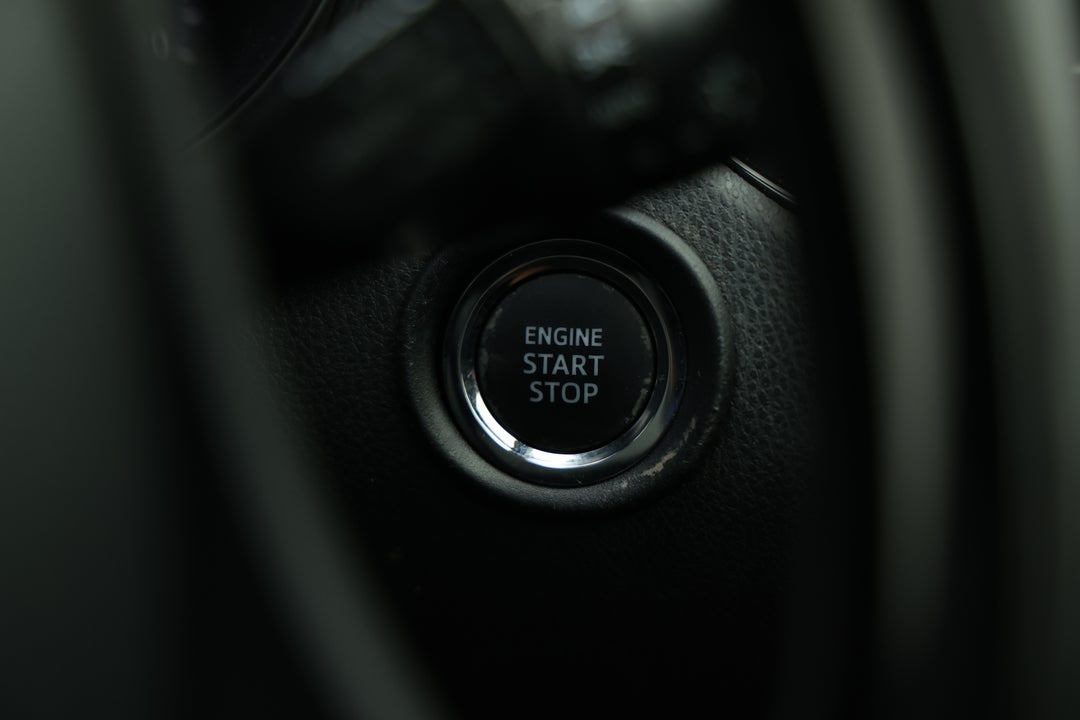 2018 Toyota C-HR Koba (AWD), Automatic, 133633 km, Keyless / Button Start