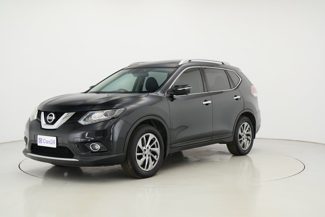 2017 Nissan X-trail Ti (4x4), Automatic, 143044 km, Left Front Diagonal (45- Degree) View