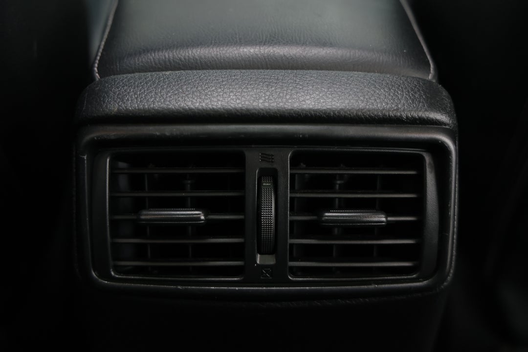 2017 Nissan X-trail Ti (4x4), Automatic, 143044 km, Rear A/C Vent