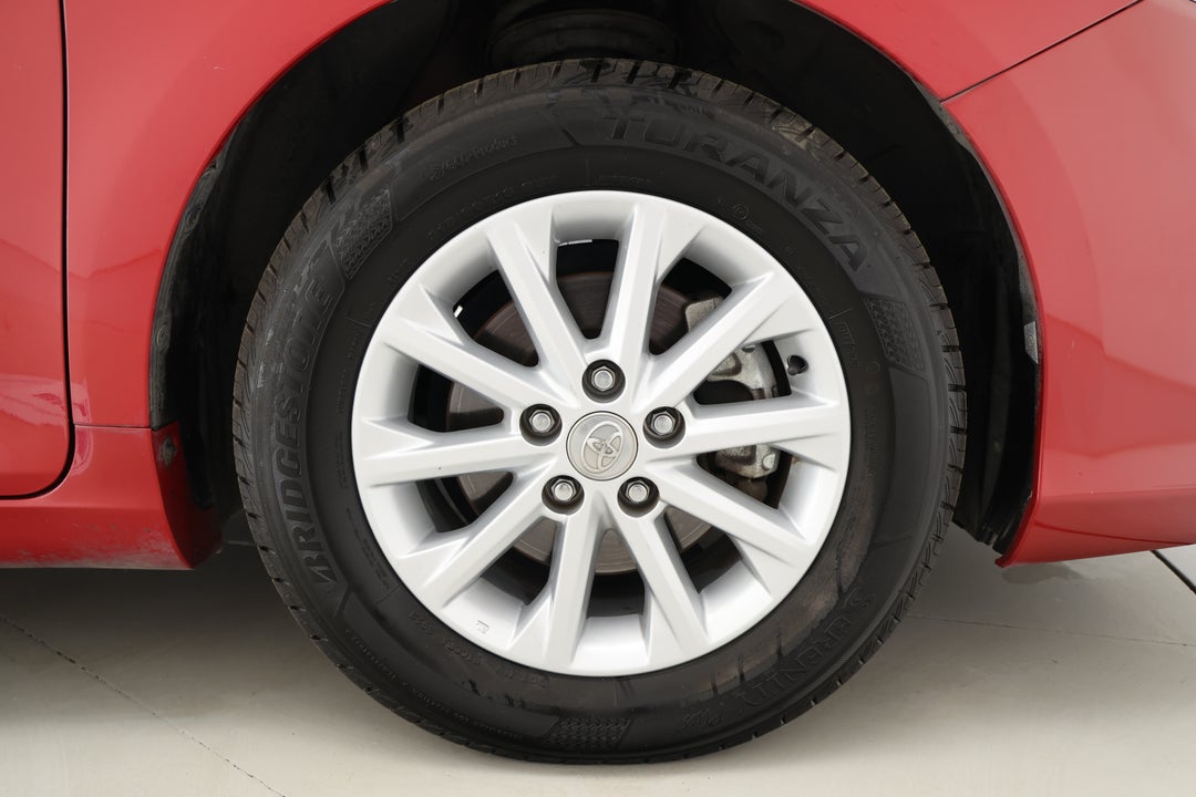 2013 Toyota Camry Altise, Automatic, 56151 km, Right Front Wheel