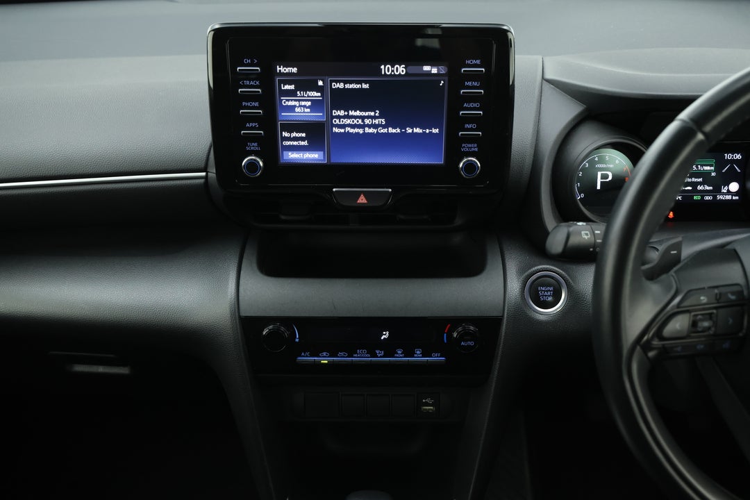 2023 Toyota Yaris Cross Gx, Automatic, 59288 km, Center Console