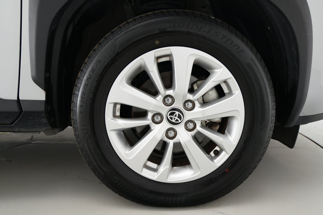 2023 Toyota Yaris Cross Gx, Automatic, 59288 km, Right Front Wheel