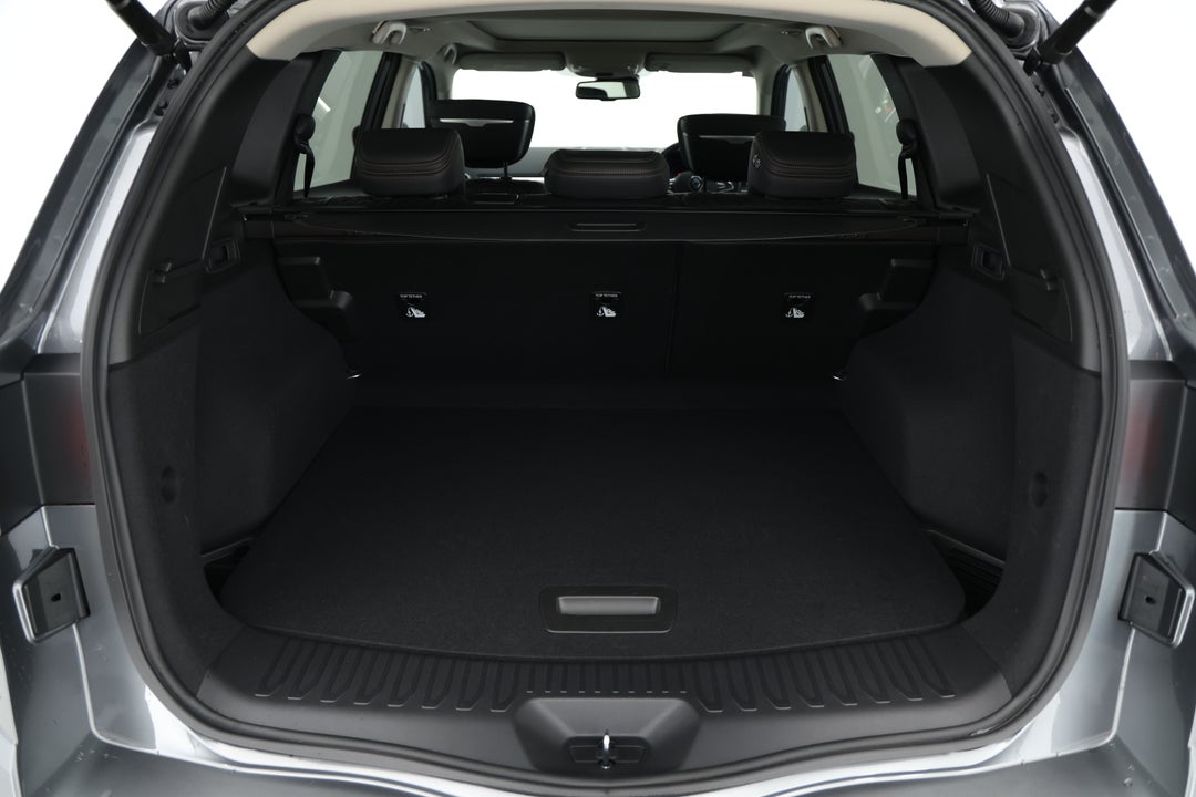 2022 Renault Koleos Intens (4x2), Automatic, 25400 km, Boot Inside View