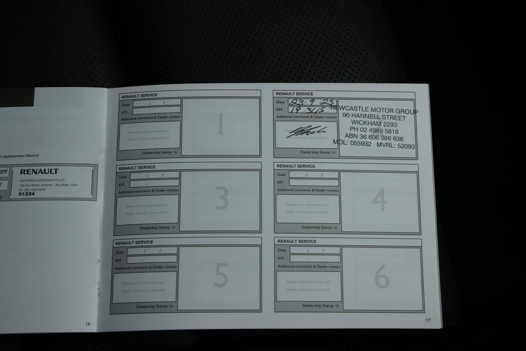 2022 Renault Koleos Intens (4x2), Automatic, 25400 km, Service History