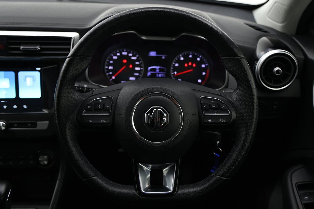 2023 MG ZS Excite, Automatic, 31877 km, Steering Wheel Close-up