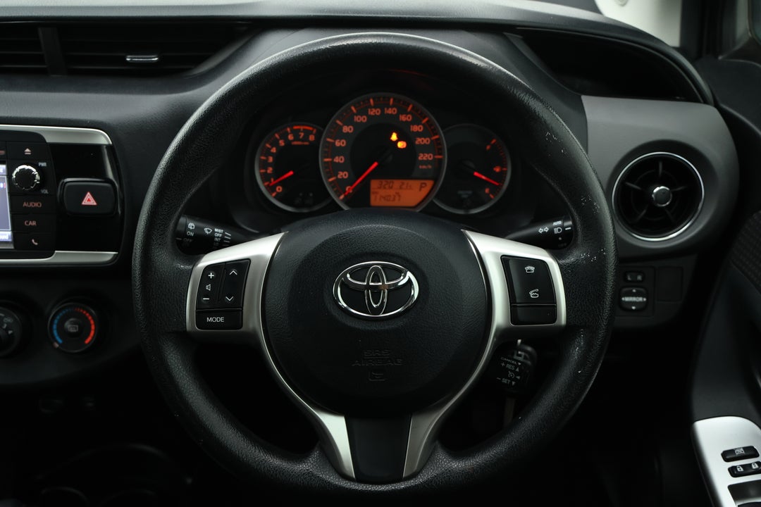 2015 Toyota Yaris Ascent, Automatic, 114037 km, Steering Wheel Close-up