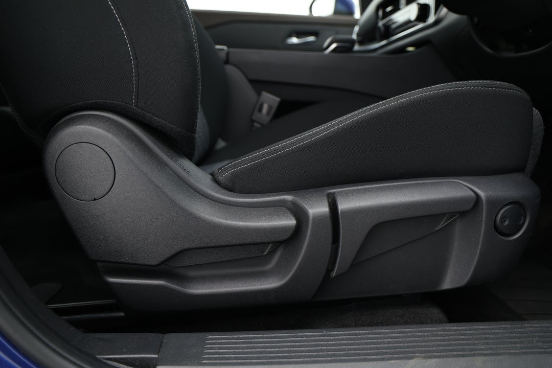 2024 Nissan X-trail St (2WD), Automatic, 52749 km, Drivers Side Adjustment Panel