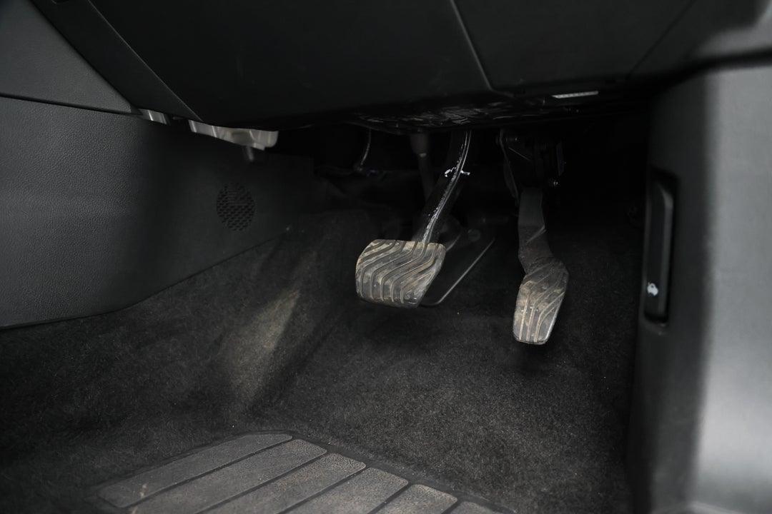 2024 Nissan X-trail St (2WD), Automatic, 52749 km, Pedals and Footmat