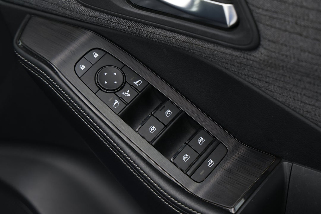 2024 Nissan X-trail St (2WD), Automatic, 52749 km, Drivers Side Door Panel Controls