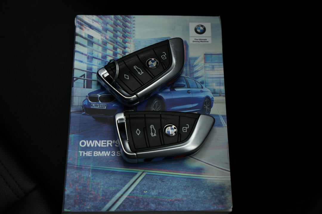 2019 BMW 3 30i M Sport, Automatic, 32033 km, Key Close-up
