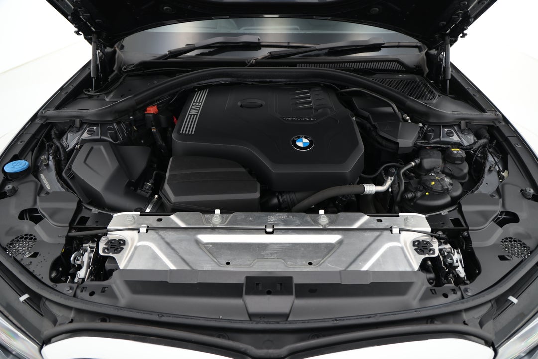 2019 BMW 3 30i M Sport, Automatic, 32033 km, Open Bonnet (Engine)