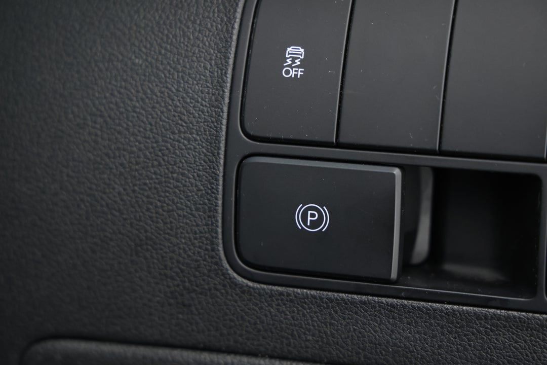 2022 Hyundai Staria Staria, Automatic, 89618 km, Handbrake