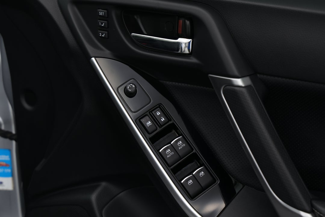 2018 Subaru Forester 2.5i-s, Automatic, 130237 km, Drivers Side Door Panel Controls