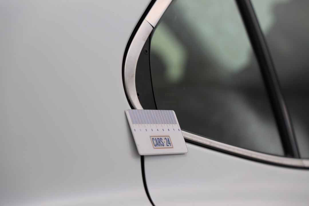 2024 Toyota Camry Ascent, Automatic, 46570 km, Window Glass Rear RHS Door visors broken/missing