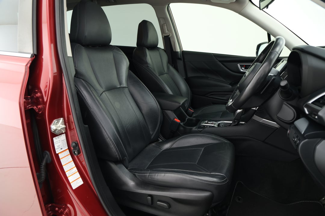 2019 Subaru Forester 2.5i-s (AWD), Automatic, 80592 km, Right Side Front Door Cabin View