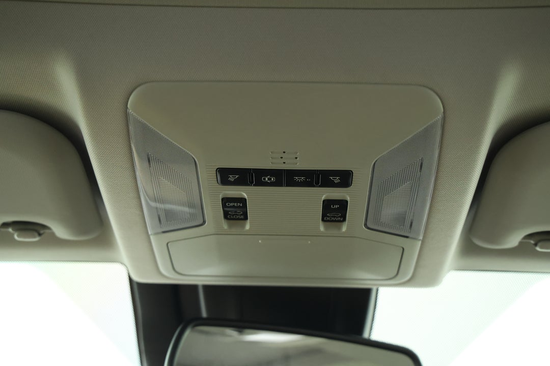 2019 Toyota RAV4 Cruiser (2WD), Automatic, 57685 km, On-Roof Controls/Sunglass holder