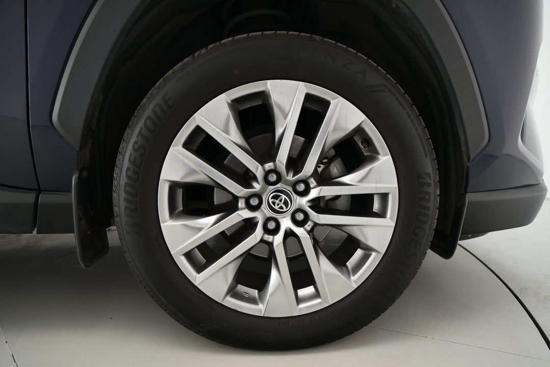 2019 Toyota RAV4 Cruiser (2WD), Automatic, 57685 km, Right Front Wheel