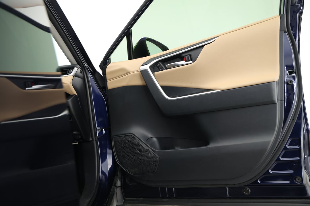 2019 Toyota RAV4 Cruiser (2WD), Automatic, 57685 km, Speaker View