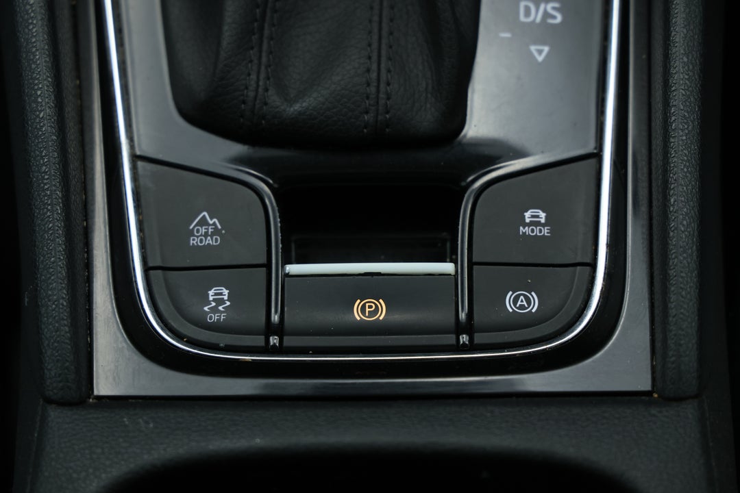 2017 SKODA Kodiaq 132 Tsi (4x4), Automatic, 152583 km, Handbrake