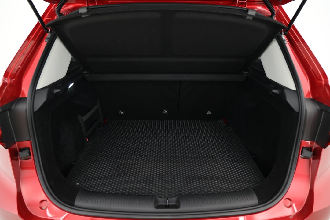 2025 MG ZS Hybrid Plus Essence, Automatic, 4678 km, Boot Inside View