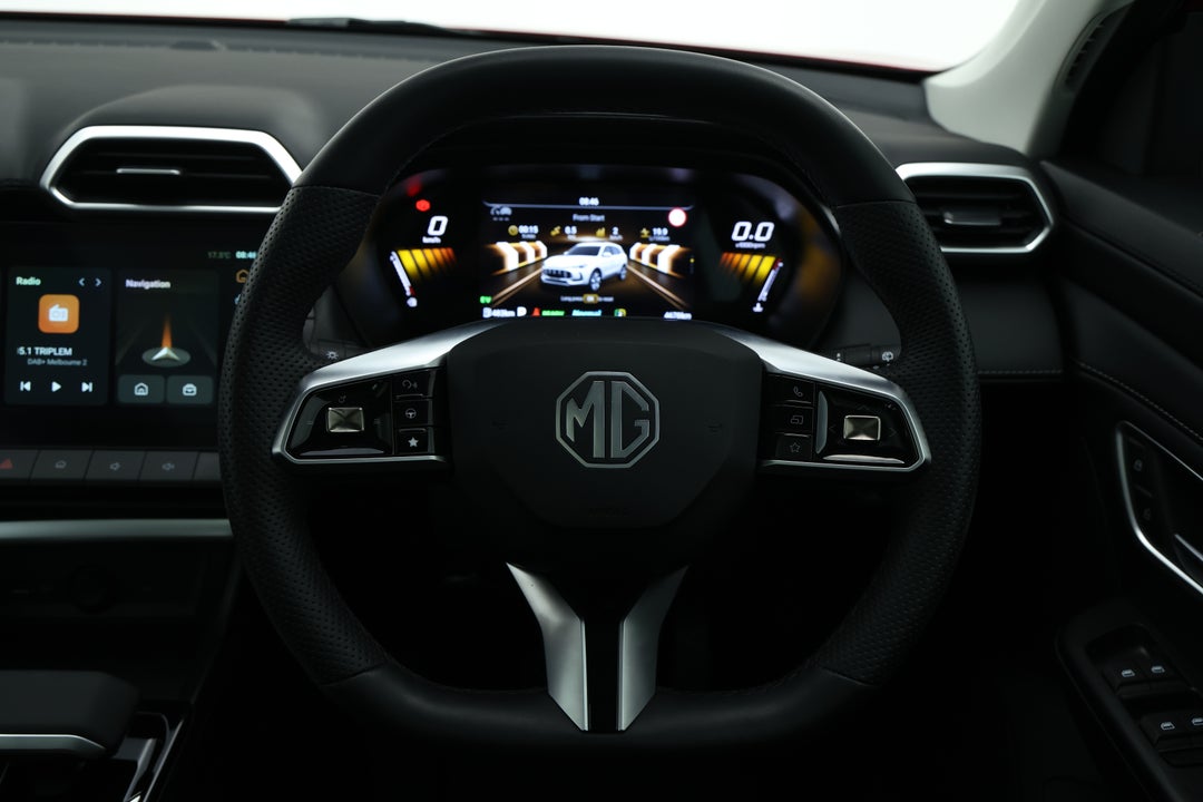 2025 MG ZS Hybrid Plus Essence, Automatic, 4678 km, Steering Wheel Close-up