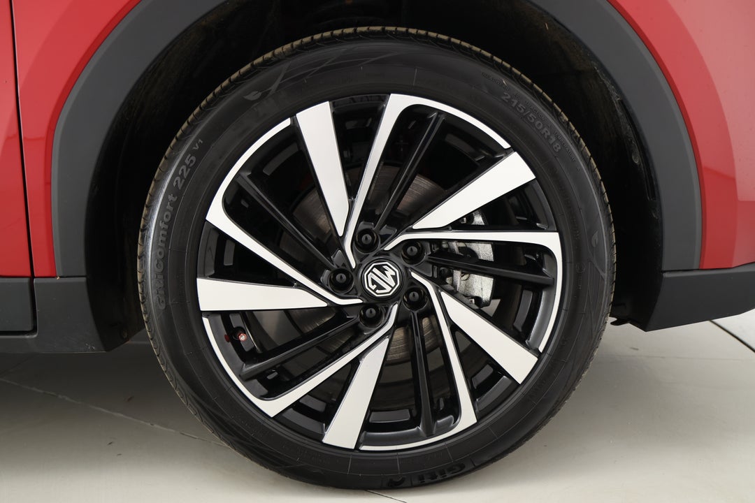 2025 MG ZS Hybrid Plus Essence, Automatic, 4678 km, Right Front Wheel