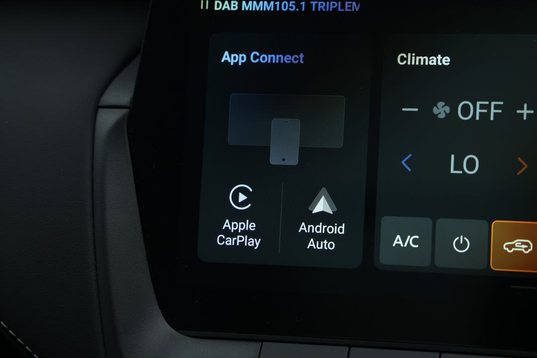 2025 MG ZS Hybrid Plus Essence, Automatic, 4678 km, Android/Apple Car Play