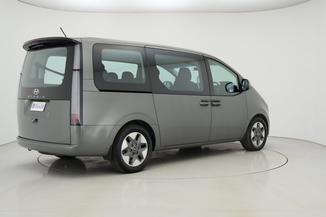 2022 Hyundai Staria Staria, Automatic, 90921 km, Right Back Diagonal (45- Degree) View