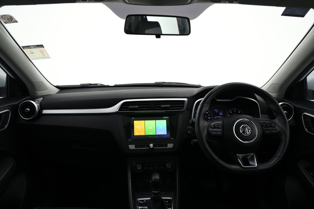 2020 MG ZS Essence, Automatic, 48662 km, Dashboard View