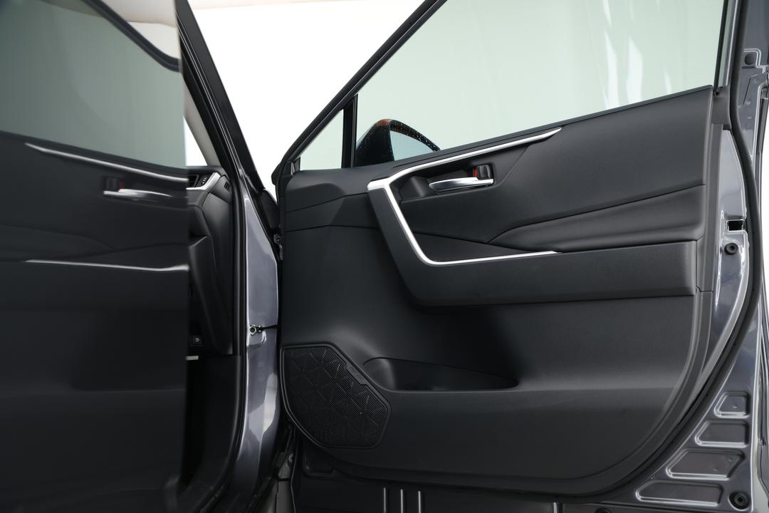 2025 Toyota RAV4 Gxl (AWD) Hybrid, Automatic, 13051 km, Speaker View