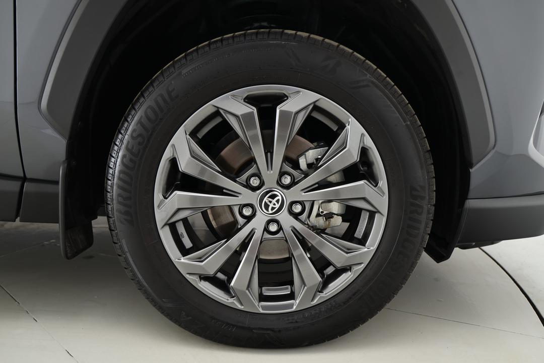 2025 Toyota RAV4 Gxl (AWD) Hybrid, Automatic, 13051 km, Right Front Wheel