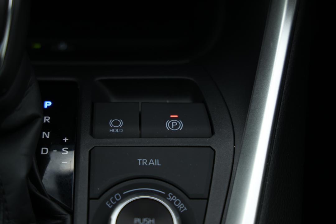 2025 Toyota RAV4 Gxl (AWD) Hybrid, Automatic, 13051 km, Handbrake