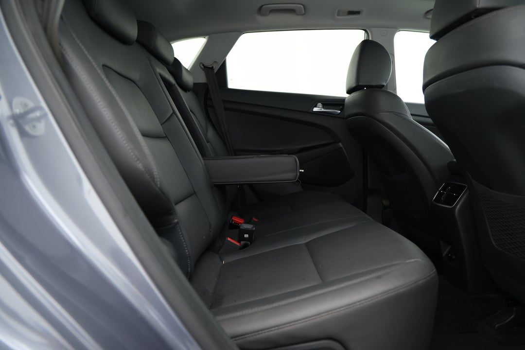 2020 Hyundai Tucson Highlander (AWD), Automatic, 66934 km, Right Side Rear Door Cabin View