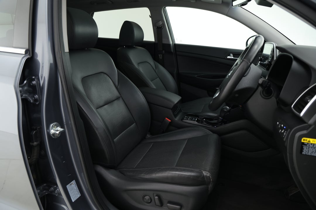 2020 Hyundai Tucson Highlander (AWD), Automatic, 66934 km, Right Side Front Door Cabin View