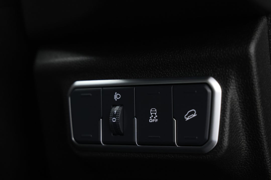 2021 GWM Haval H6 Lux, Automatic, 45066 km, Utility Switches/Buttons