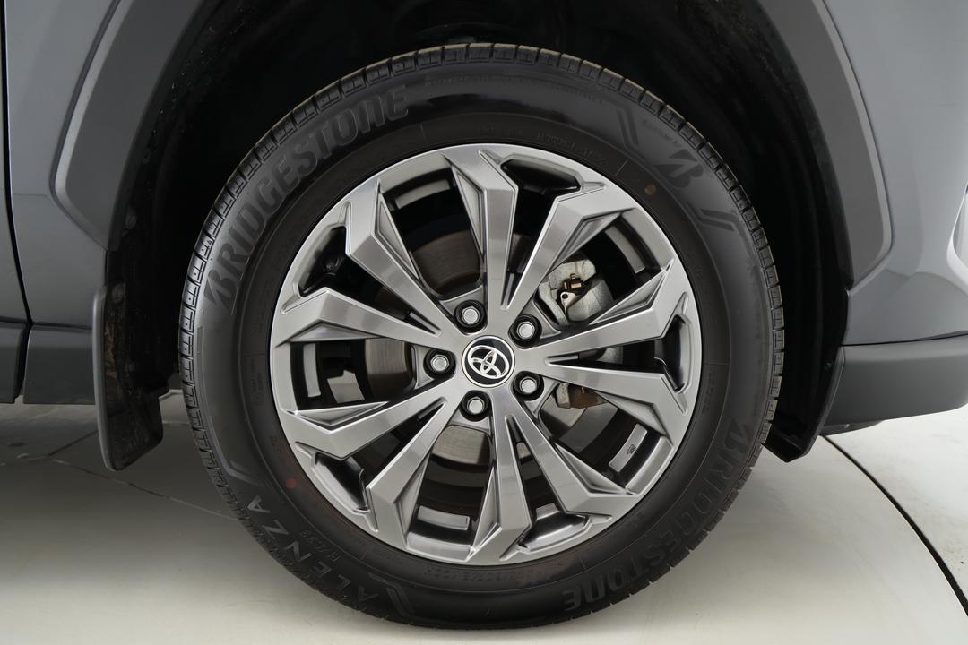 2024 Toyota RAV4 Gxl (2WD) Hybrid, Automatic, 29290 km, Right Front Wheel