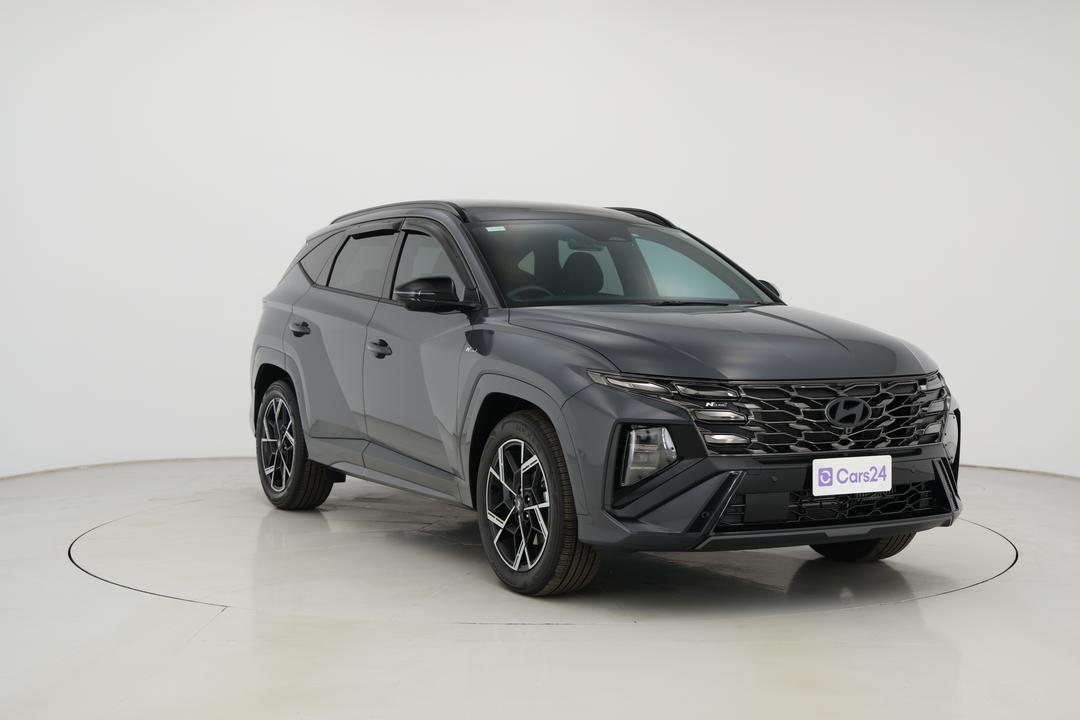 2025 Hyundai Tucson Premium N Line Hybrid (AWD), Automatic, 4403 km, Right Front Diagonal (45- Degree) View