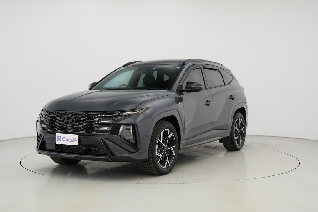 2025 Hyundai Tucson Premium N Line Hybrid (AWD), Automatic, 4403 km, Left Front Diagonal (45- Degree) View