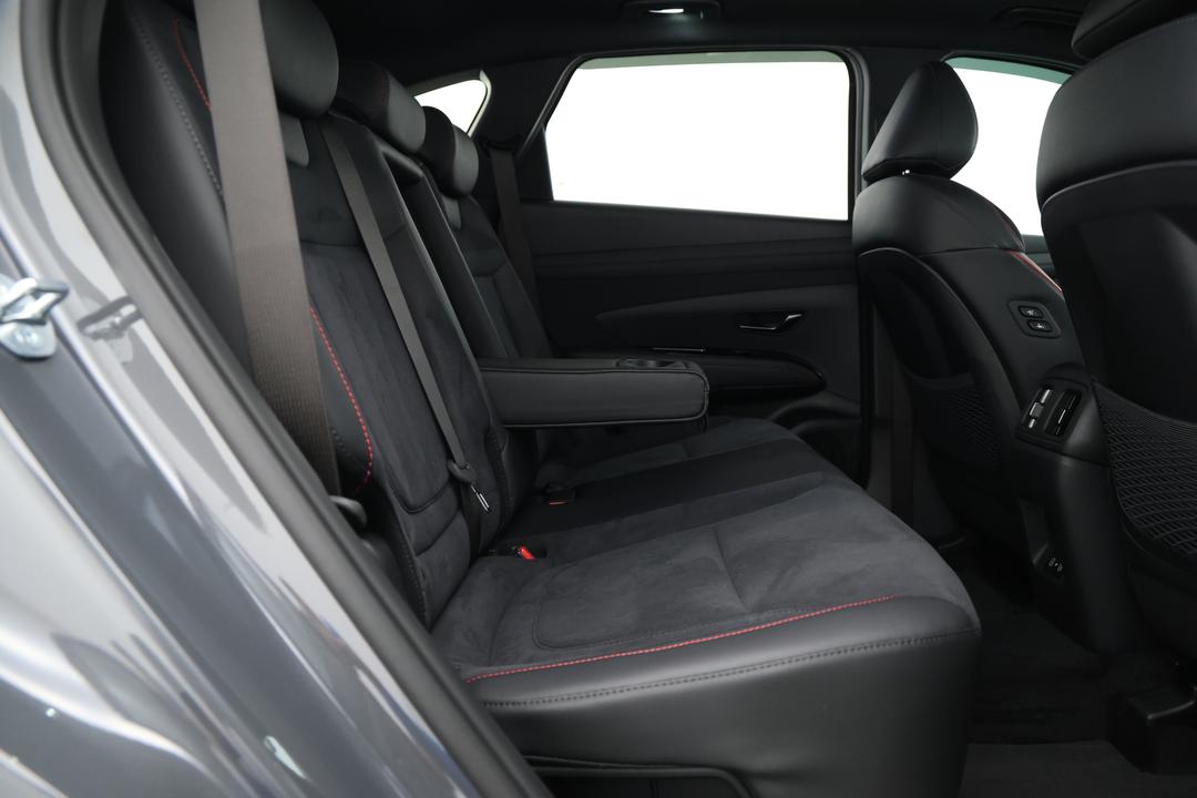 2025 Hyundai Tucson Premium N Line Hybrid (AWD), Automatic, 4403 km, Right Side Rear Door Cabin View
