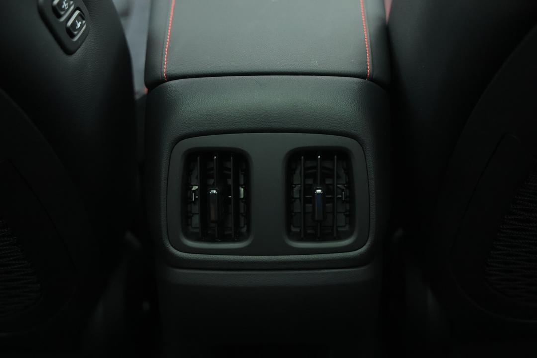 2025 Hyundai Tucson Premium N Line Hybrid (AWD), Automatic, 4403 km, Rear A/C Vent