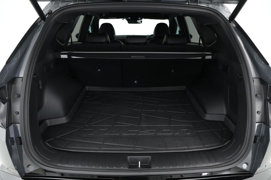 2025 Hyundai Tucson Premium N Line Hybrid (AWD), Automatic, 4403 km, Boot Inside View