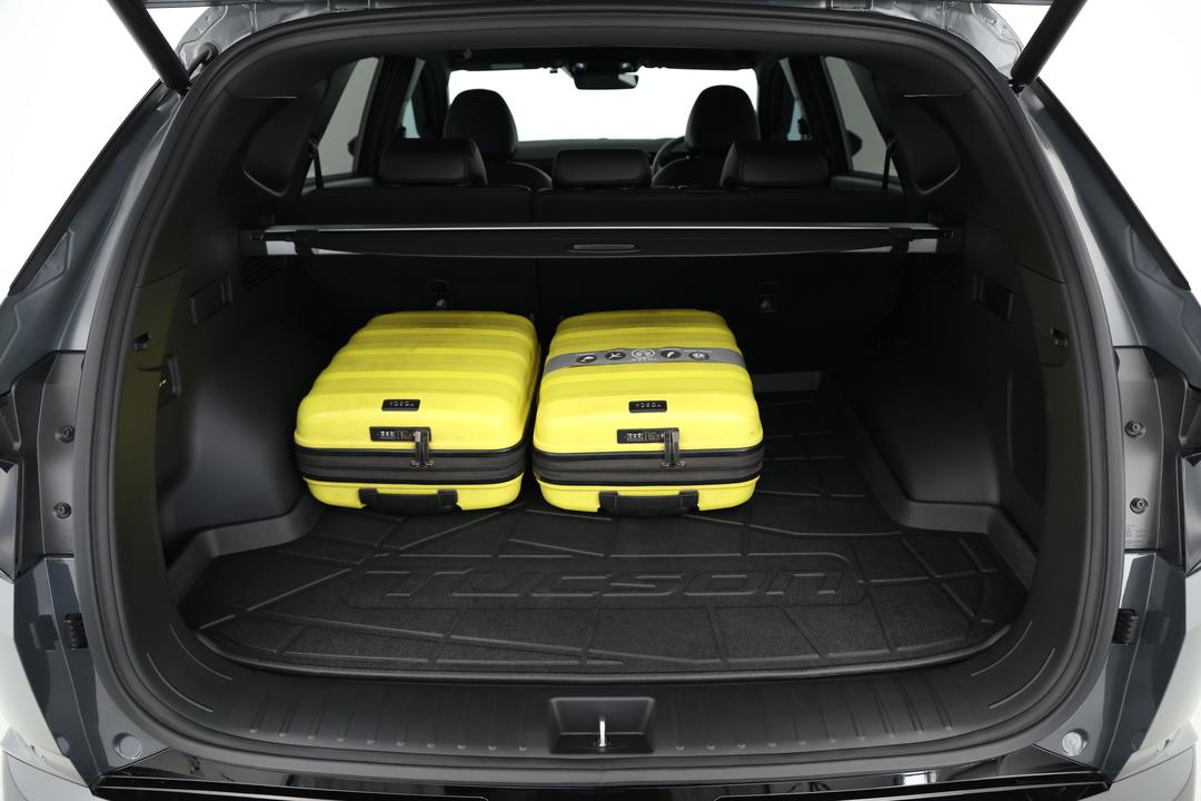 2025 Hyundai Tucson Premium N Line Hybrid (AWD), Automatic, 4403 km, Boot Inside View with Luggage