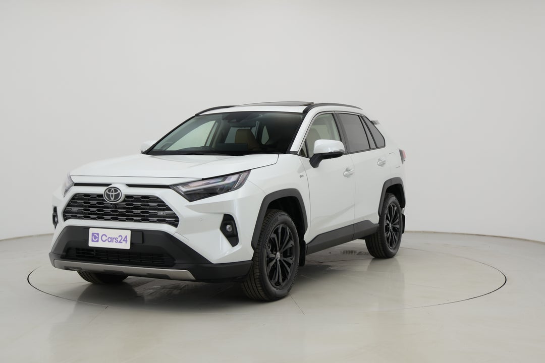 2025 Toyota RAV4 Cruiser (2WD) Hybrid, Automatic, 9889 km, Left Front Diagonal (45- Degree) View