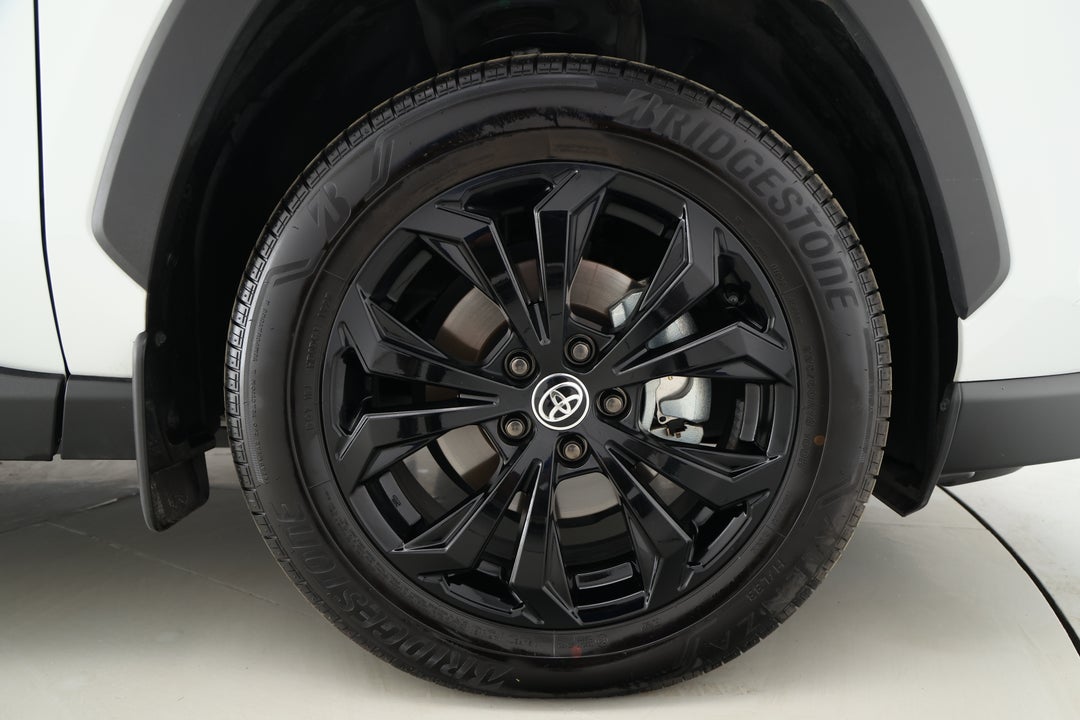 2025 Toyota RAV4 Cruiser (2WD) Hybrid, Automatic, 9889 km, Right Front Wheel