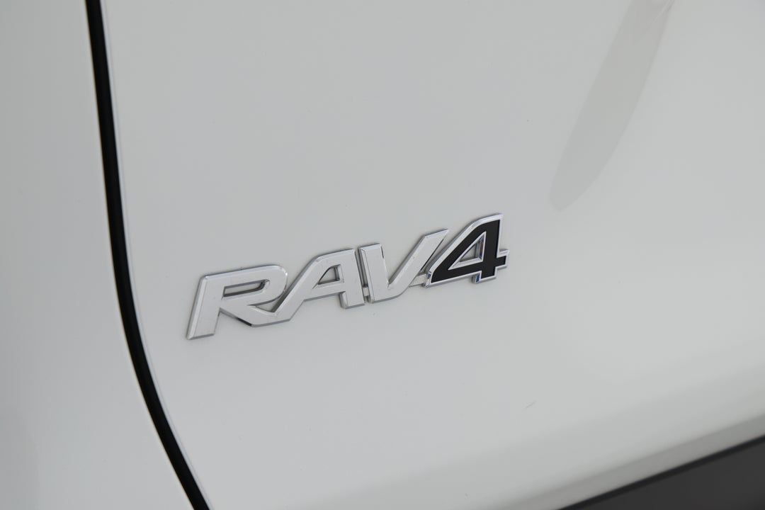 2025 Toyota RAV4 Cruiser (2WD) Hybrid, Automatic, 9889 km, Badge (Boot Left Side)