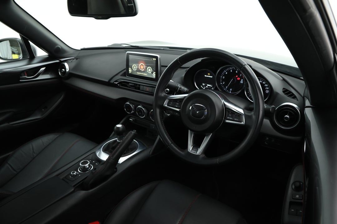 2017 Mazda MX-5 Rf Gt, Manual, 50846 km, Dashboard View
