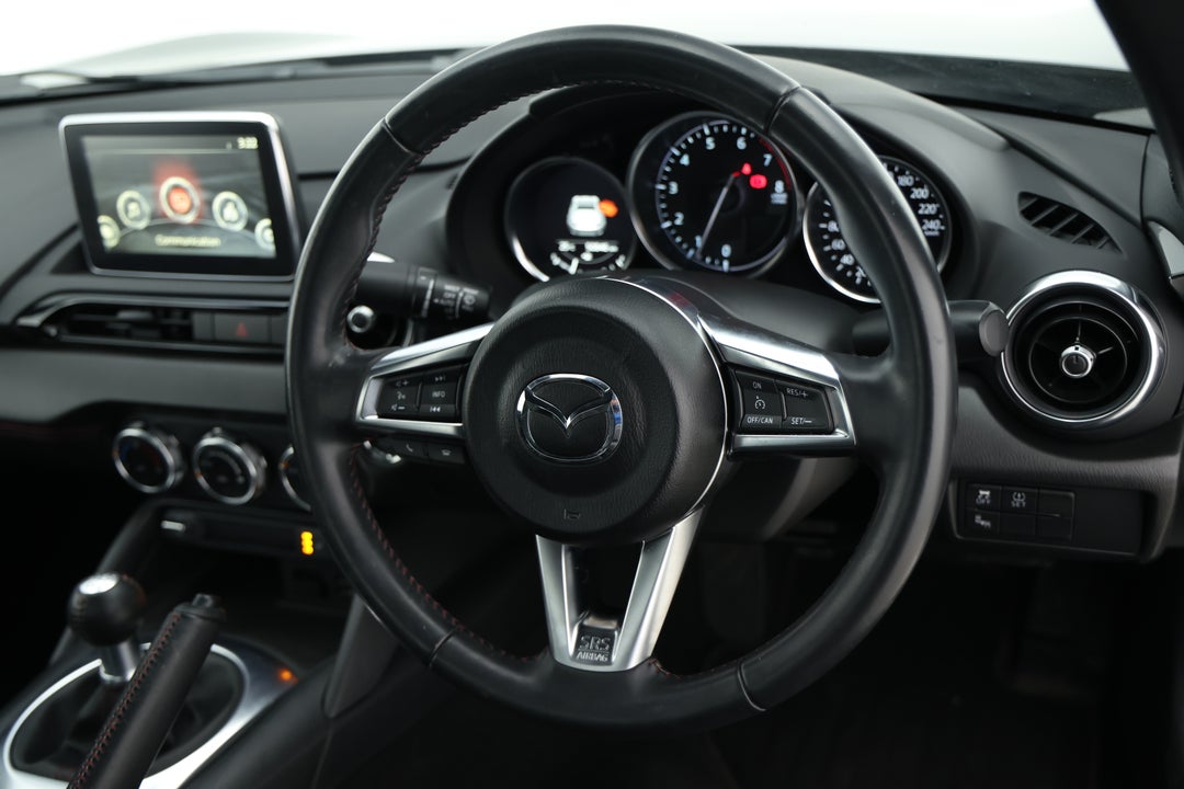2017 Mazda MX-5 Rf Gt, Manual, 50846 km, Steering Wheel Close-up