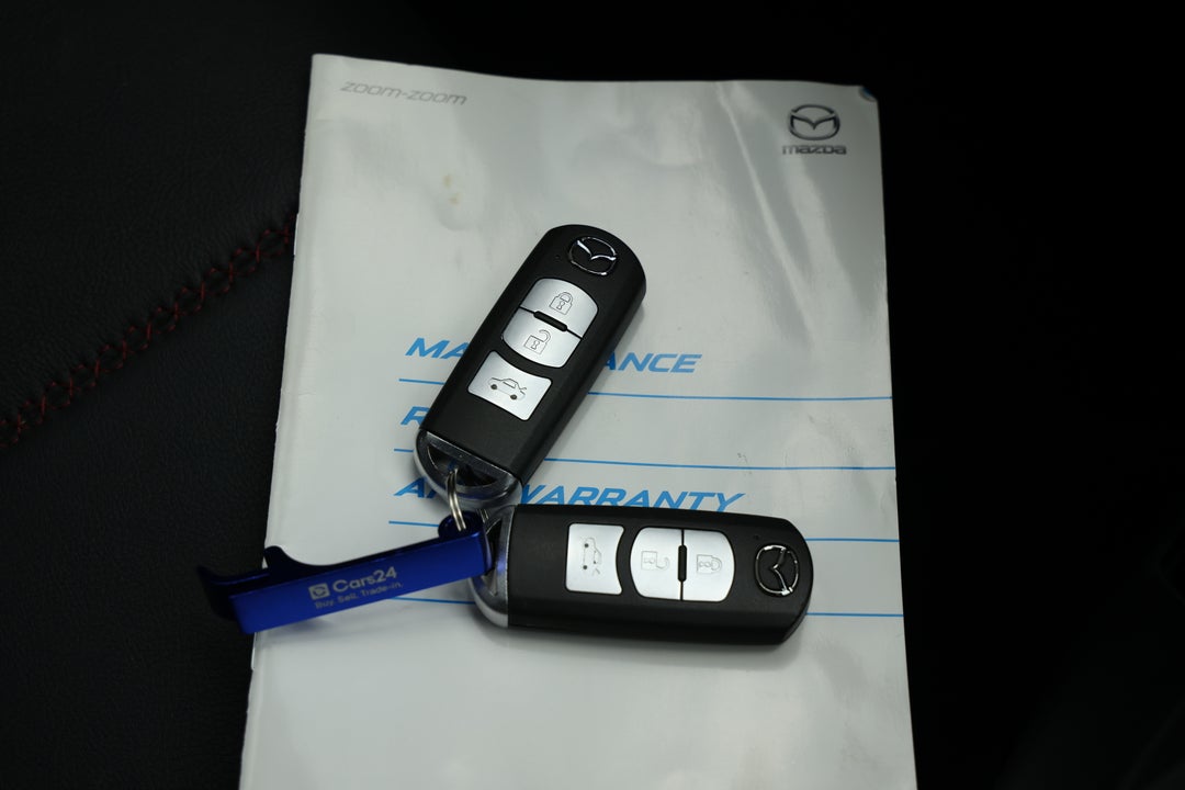 2017 Mazda MX-5 Rf Gt, Manual, 50846 km, Key Close-up
