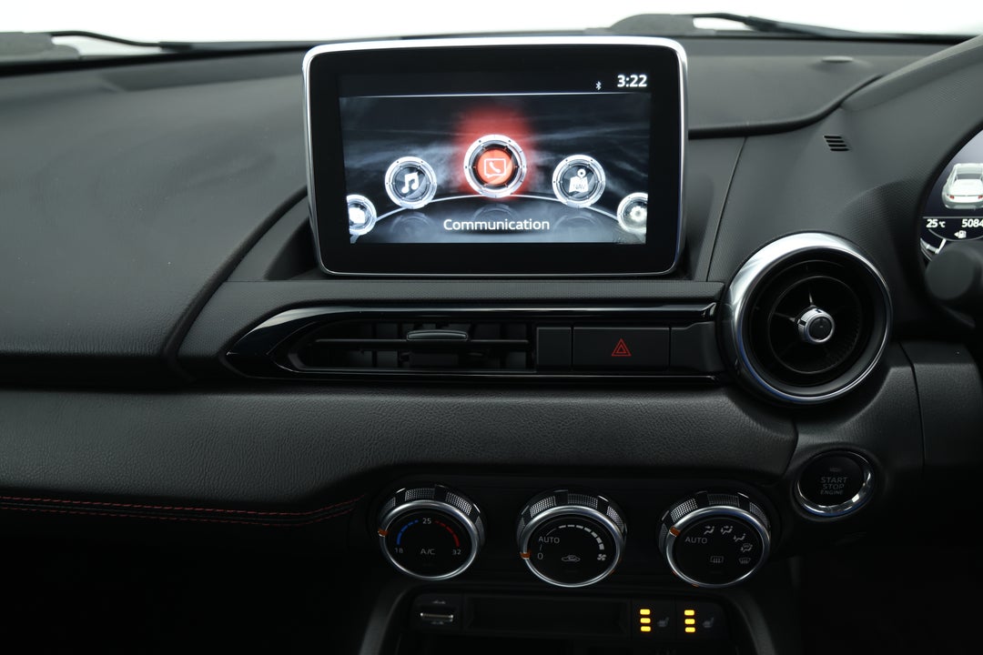 2017 Mazda MX-5 Rf Gt, Manual, 50846 km, Center Console