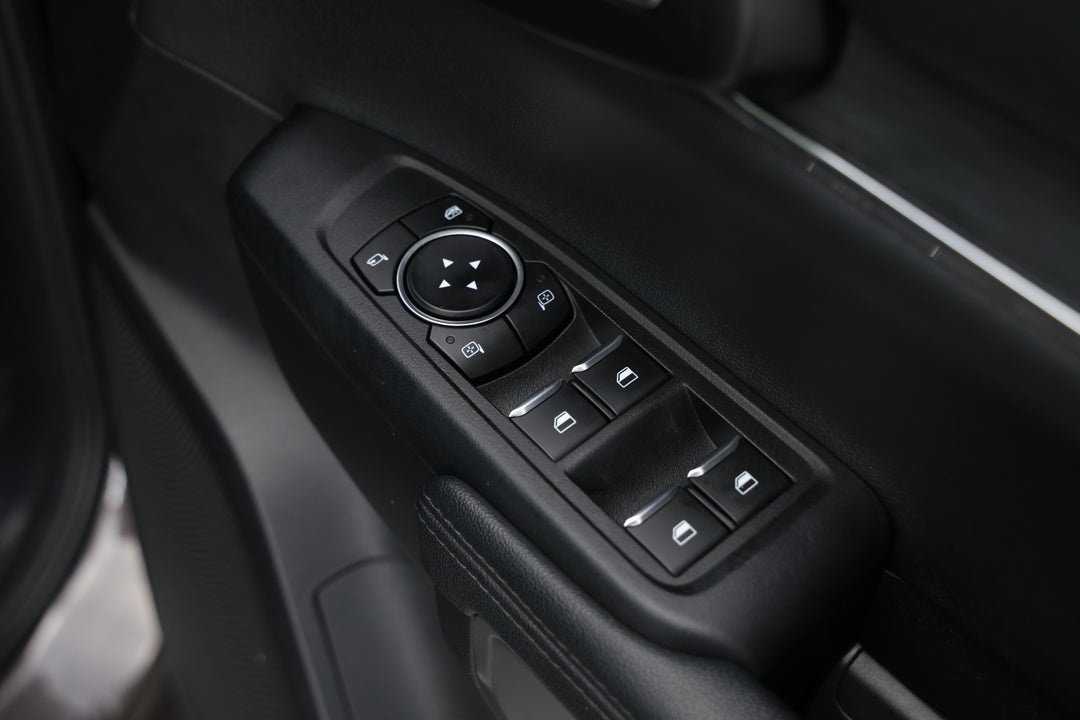 2022 Ford Everest Trend (4x4), Automatic, 46673 km, Drivers Side Door Panel Controls